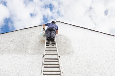 Peinture extérieure à Ossès — façades et ravalement